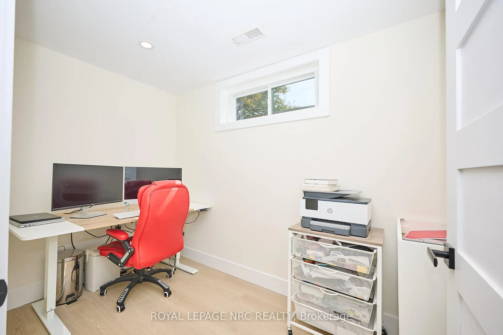 Photo 40 of 10 Willowdale Court, Pelham, Fonthill — HOMEH