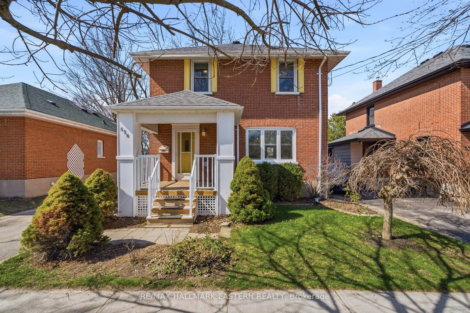 Photo 6 of 556 Douglas Avenue, Peterborough, Town Ward 3 — HOMEH