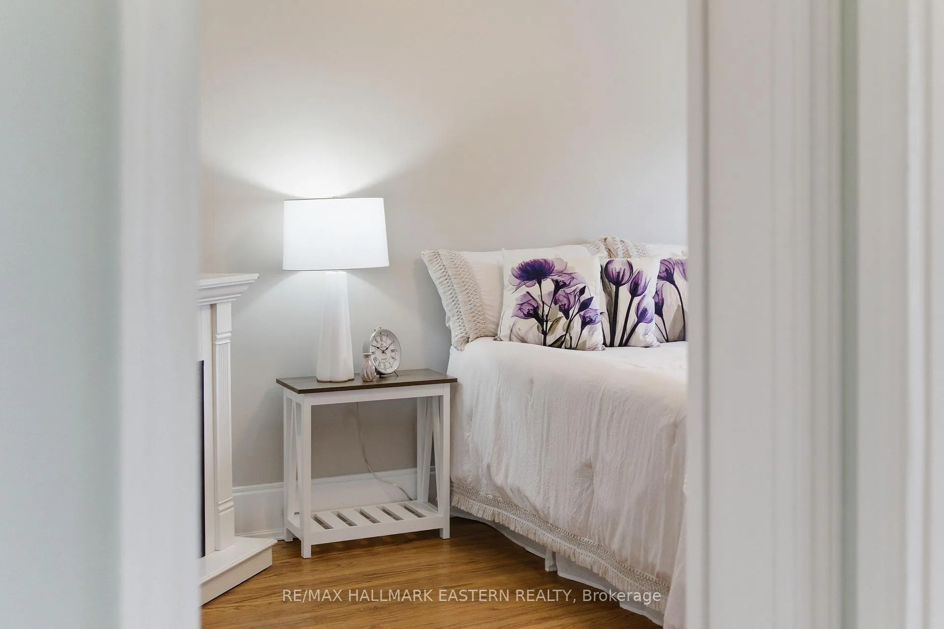 Photo 24 of 556 Douglas Avenue, Peterborough, Town Ward 3 — HOMEH