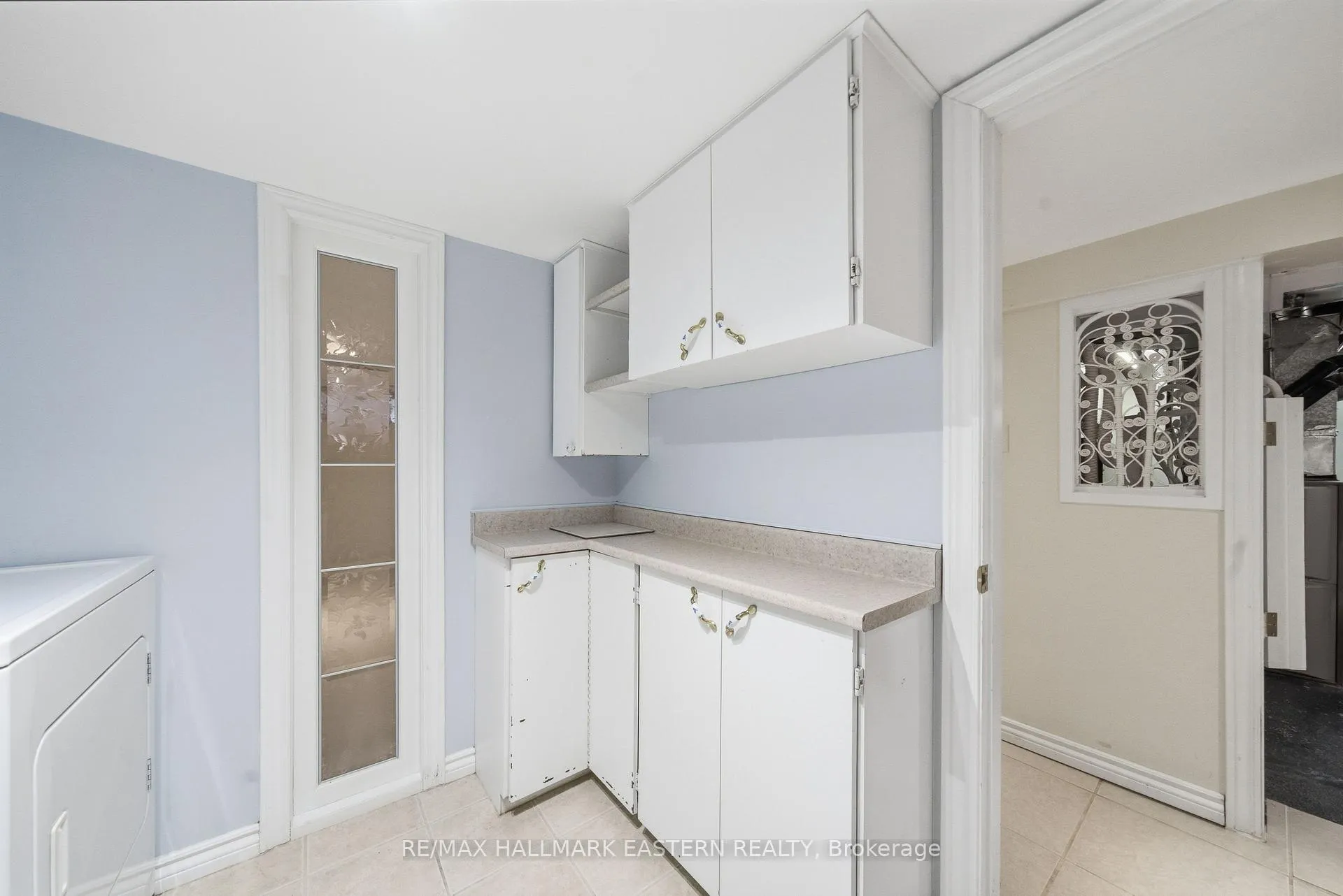 Photo 34 of 556 Douglas Avenue, Peterborough, Town Ward 3 — HOMEH