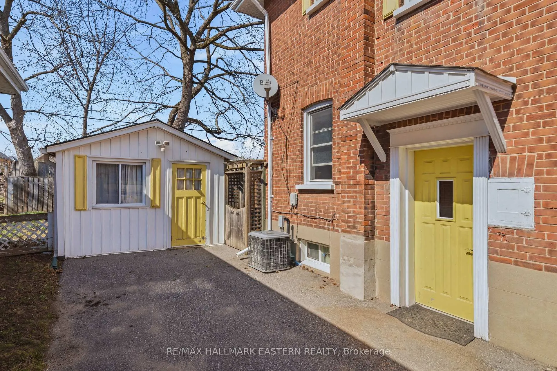 Photo 41 of 556 Douglas Avenue, Peterborough, Town Ward 3 — HOMEH