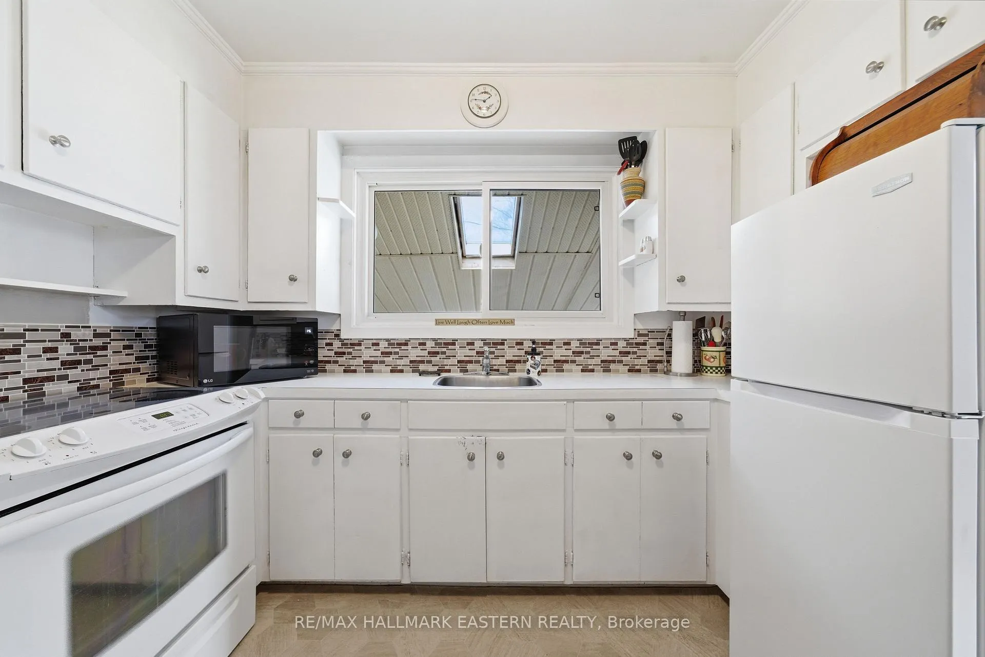 Photo 6 of 317 Lindan Avenue, Selwyn — HOMEH