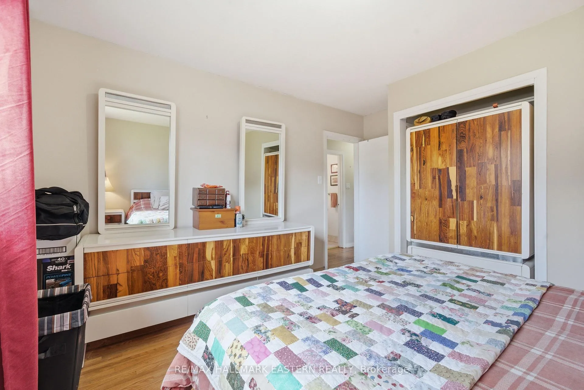 Photo 16 of 317 Lindan Avenue, Selwyn — HOMEH