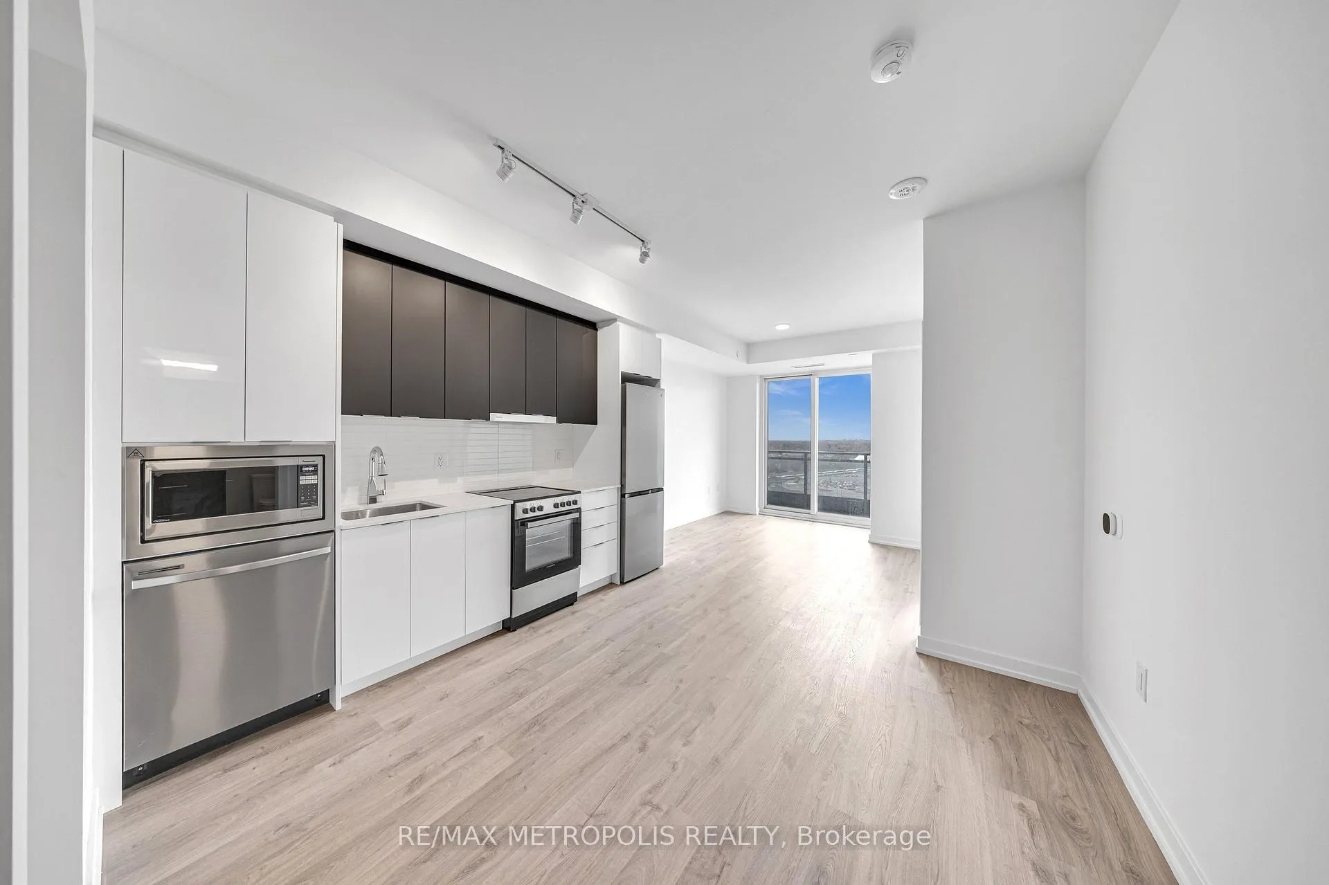 Photo 9 of Unit 1507B, 9751 Markham Road, Markham, Greensborough — HOMEH