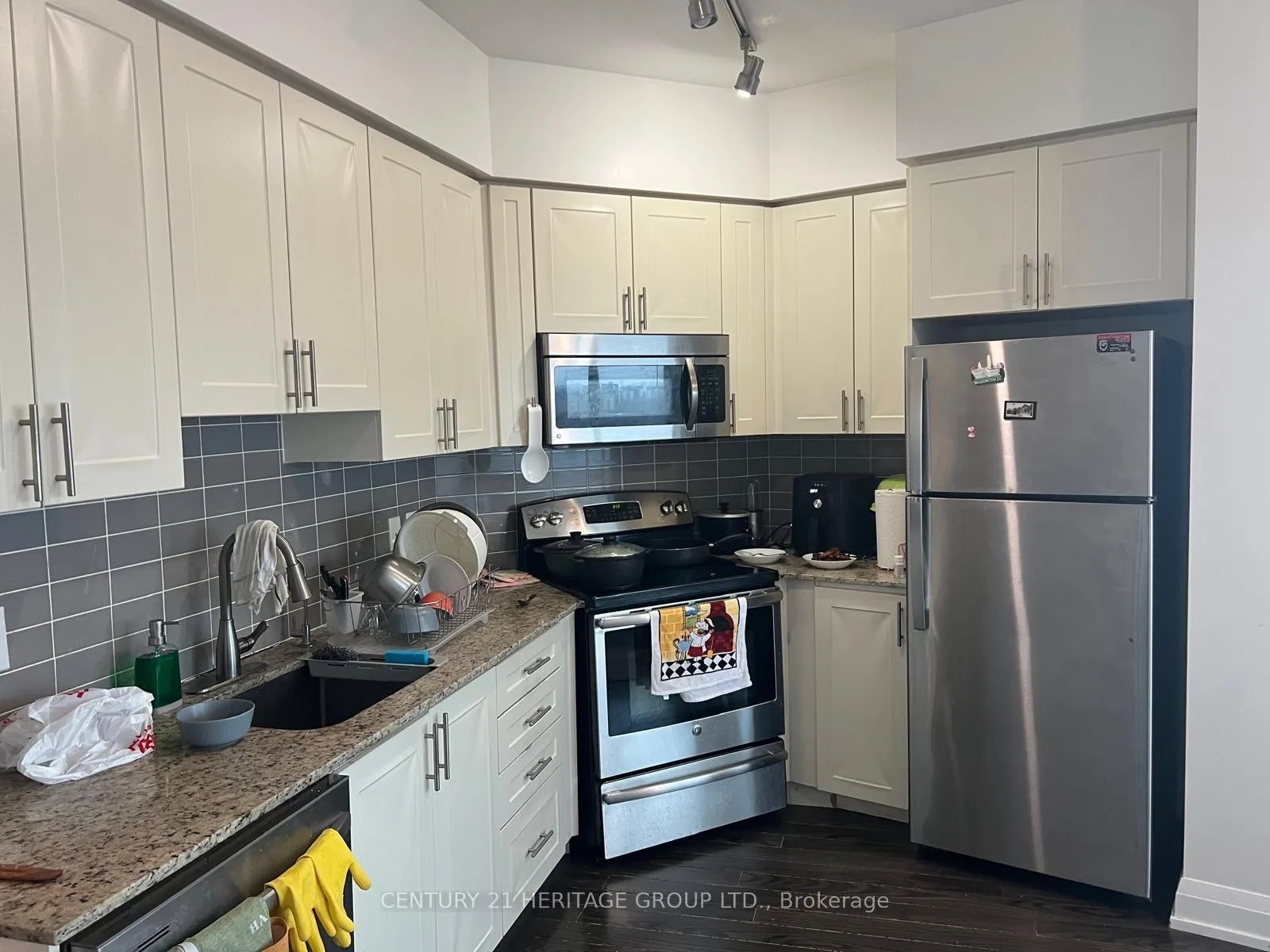 Photo 5 of Unit 1926, 7161 Yonge Street, Markham, Grandview — HOMEH
