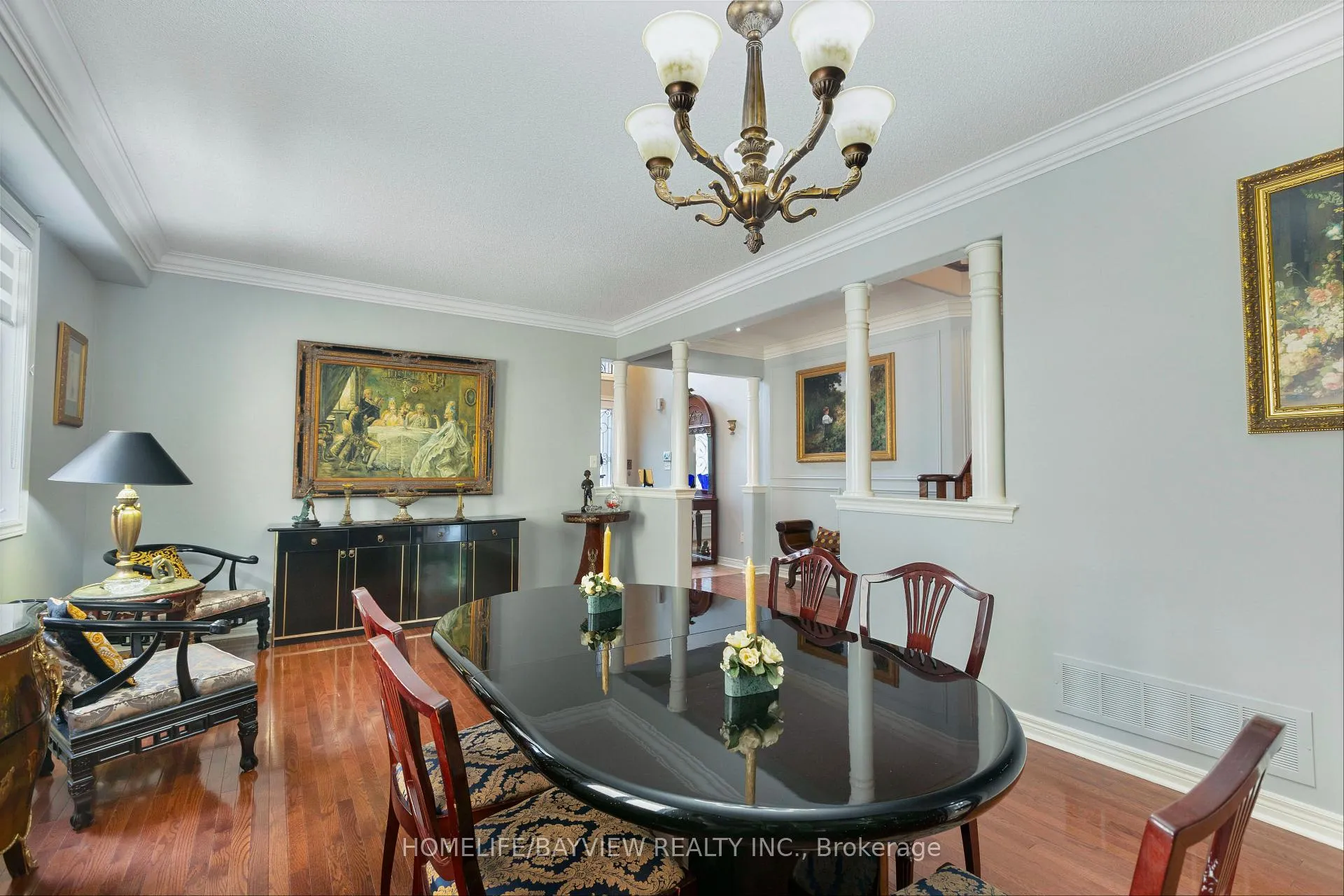 Photo 5 of 8 Pico Crescent, Vaughan, Beverley Glen — HOMEH