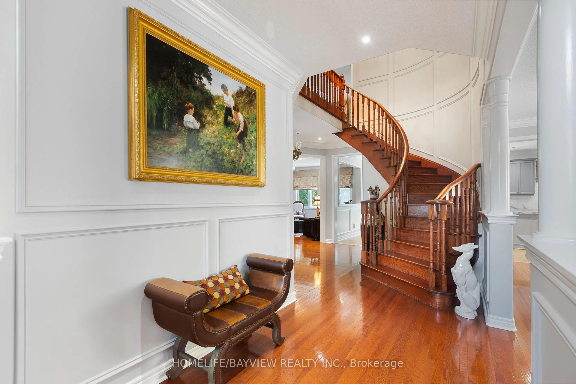 Photo 14 of 8 Pico Crescent, Vaughan, Beverley Glen — HOMEH
