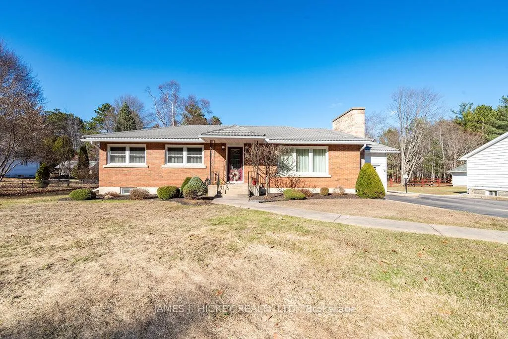 Photo 2 of 33430 Hwy 17 W, Deep River — HOMEH
