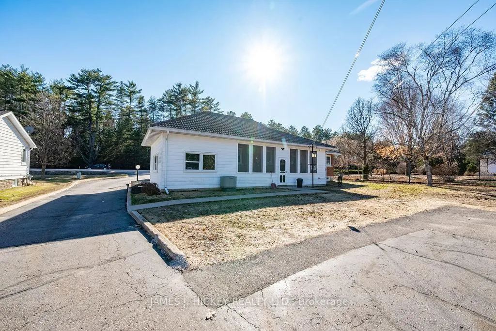 Photo 34 of 33430 Hwy 17 W, Deep River — HOMEH