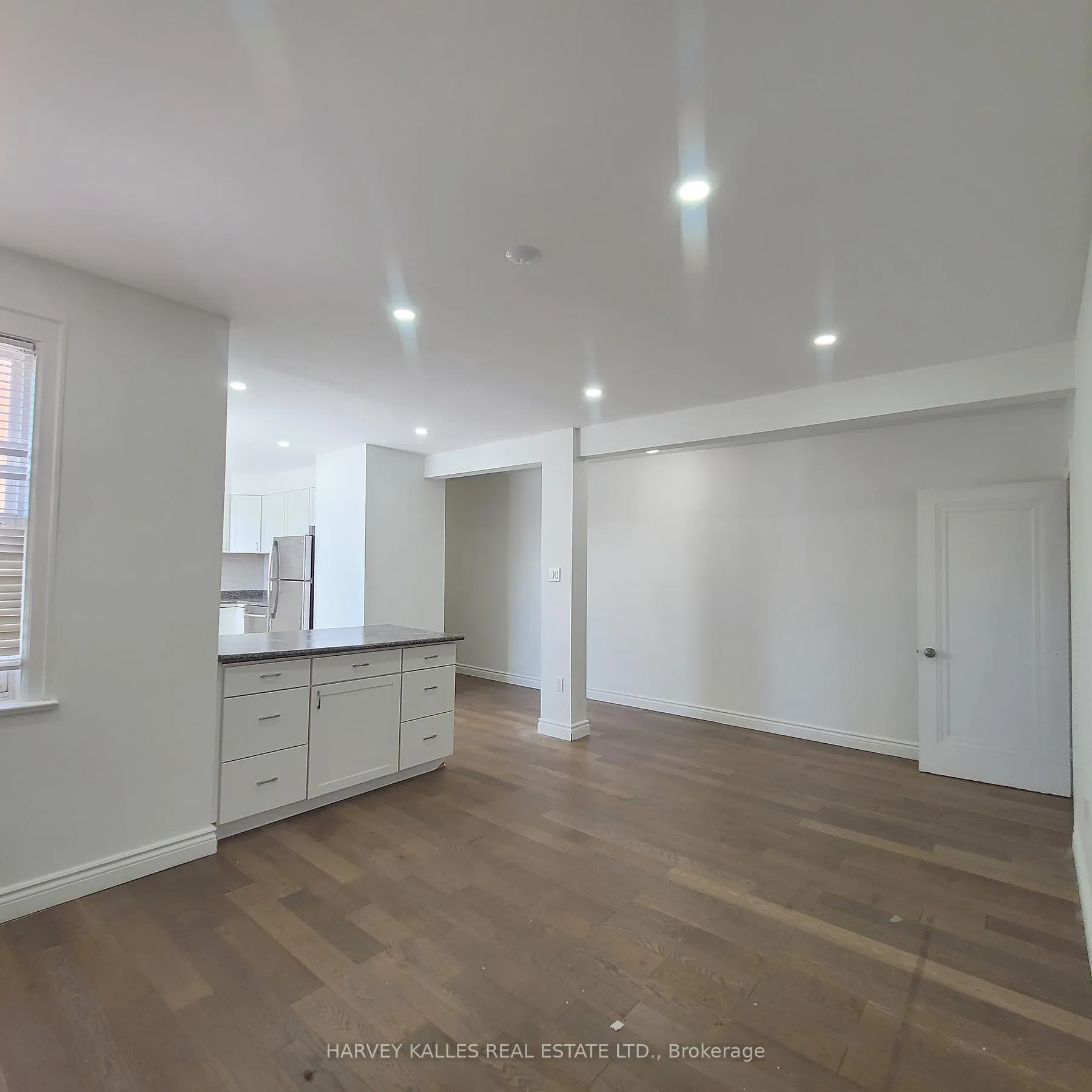 Photo 2 of Unit 6, 1 Brookdale Avenue, Toronto, Lawrence Park North — HOMEH