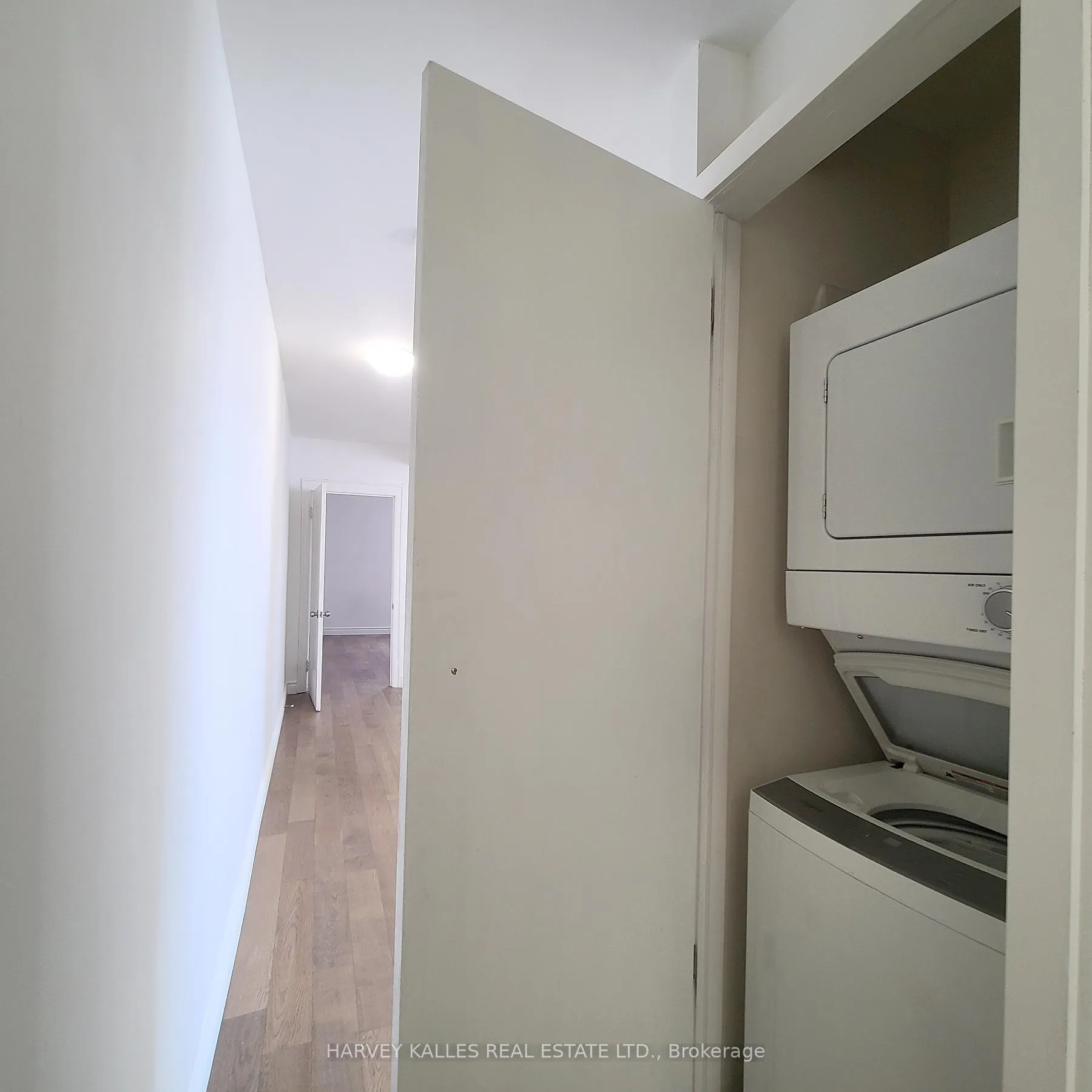 Photo 17 of Unit 6, 1 Brookdale Avenue, Toronto, Lawrence Park North — HOMEH