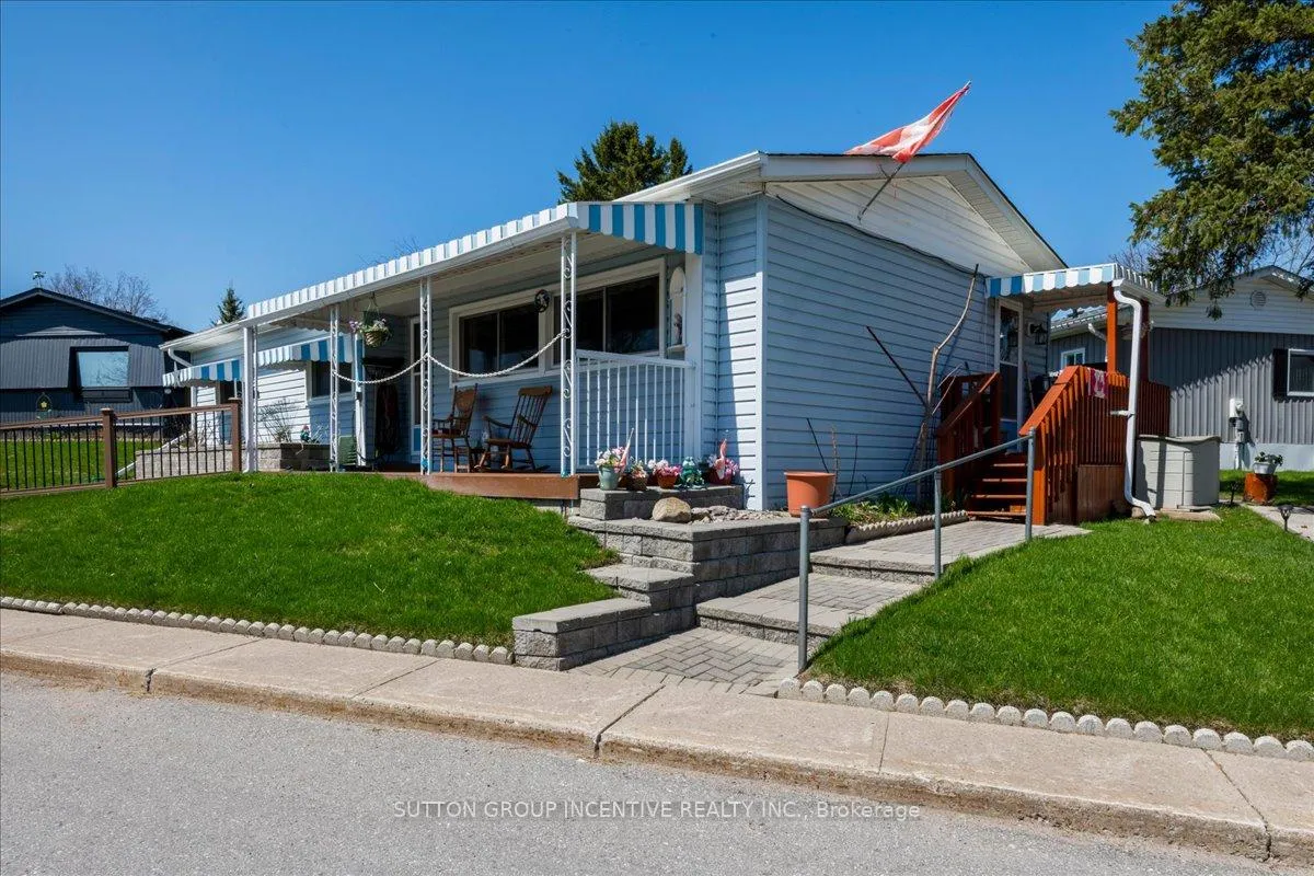 Photo 18 of 2 Mimosa Crescent, Innisfil, Rural Innisfil — HOMEH