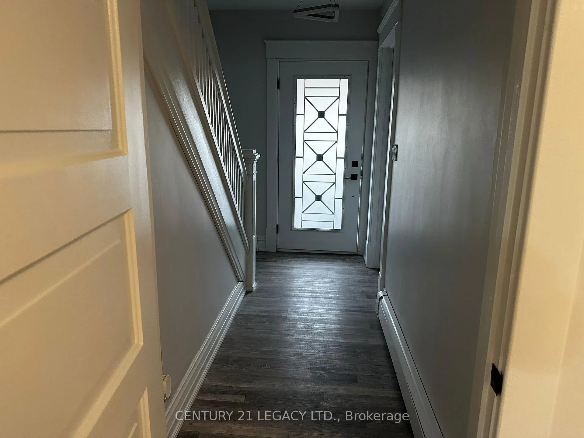 Photo 10 of 6251 Ker Street E, Niagara Falls, Dorchester — HOMEH