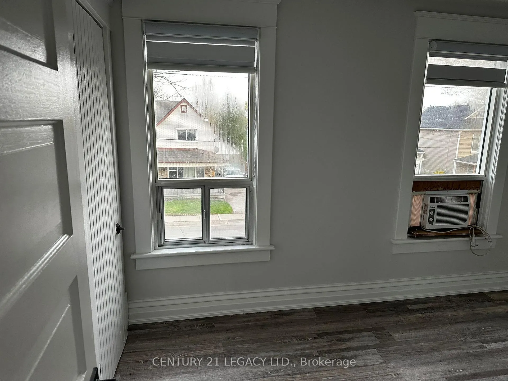 Photo 11 of 6251 Ker Street E, Niagara Falls, Dorchester — HOMEH