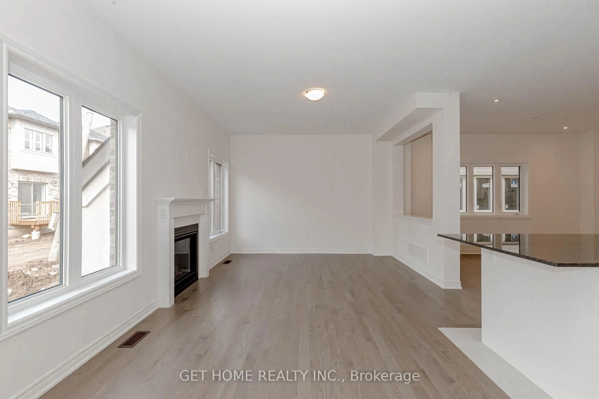 Photo 4 of 3919 Lodi Road, Burlington, Alton — HOMEH