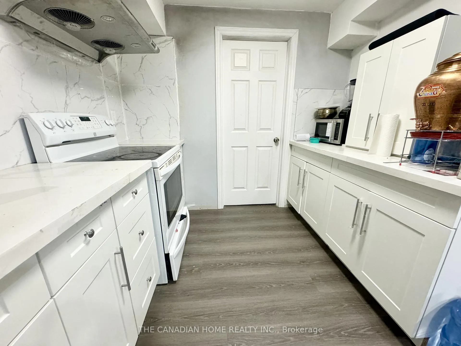 Photo 33 of 197 Johnson Street, Barrie, Grove East — HOMEH
