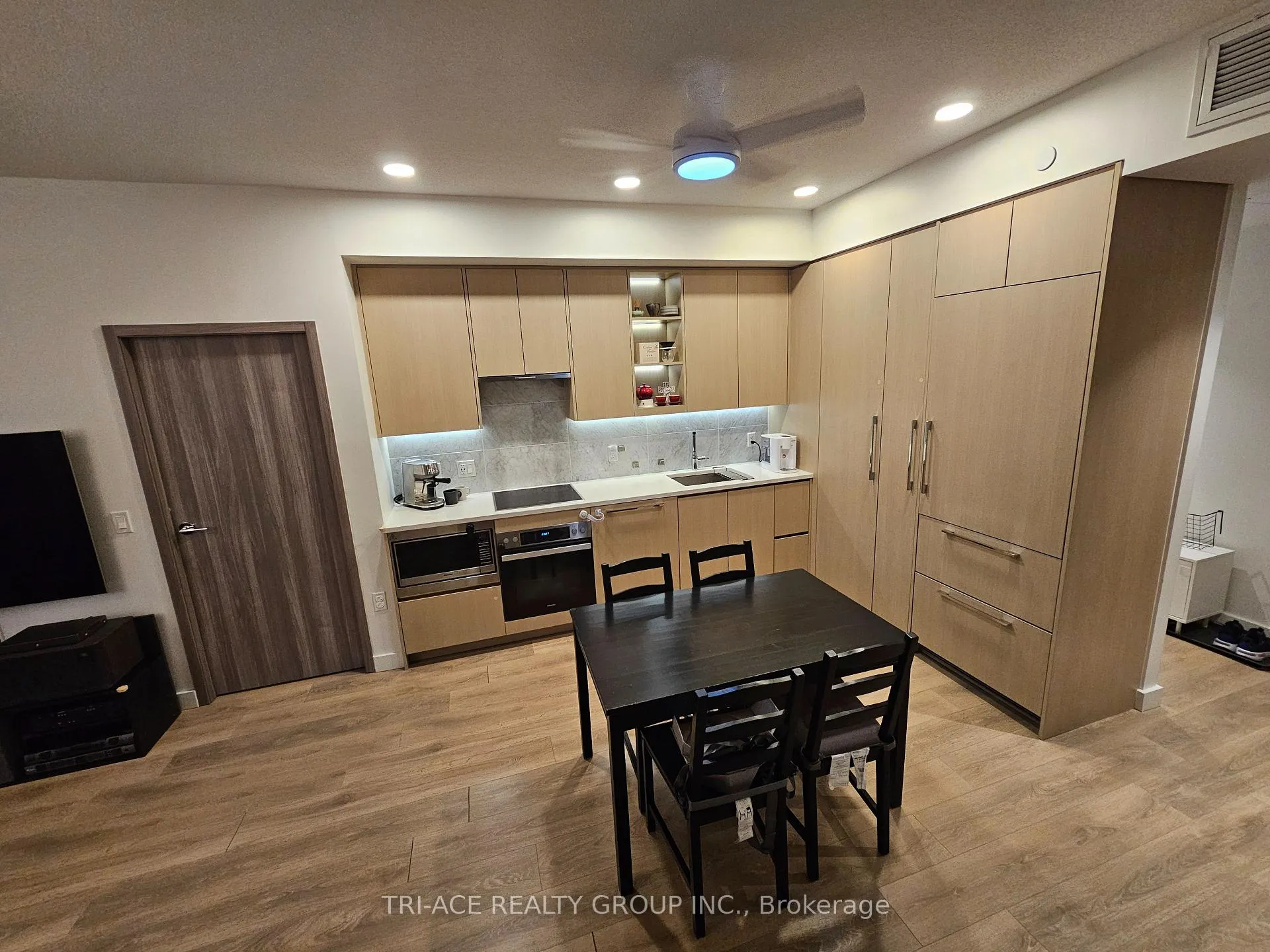 Photo 24 of Unit 3609, 85 McMahon Drive, North York, Bayview Village — HOMEH