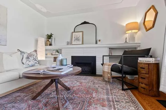 Photo 7 of 1302 Norman Avenue, London, South B — HOMEH