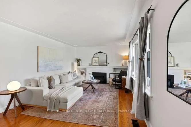 Photo 8 of 1302 Norman Avenue, London, South B — HOMEH