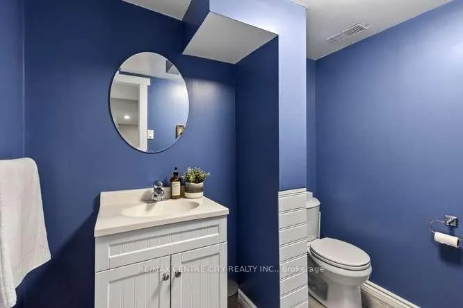 Photo 36 of 1302 Norman Avenue, London, South B — HOMEH