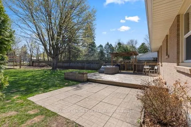 Photo 43 of 1302 Norman Avenue, London, South B — HOMEH