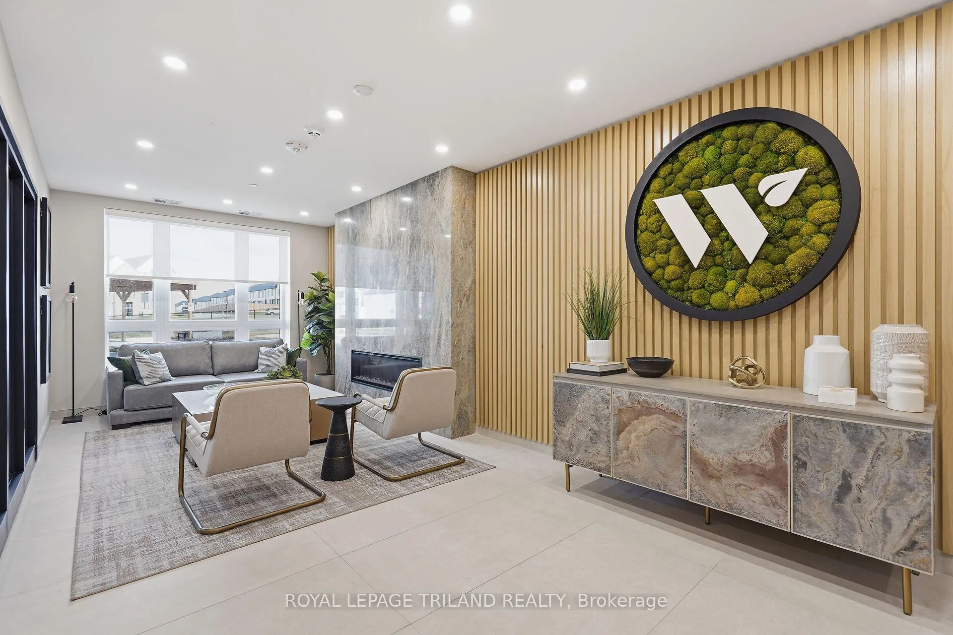 Photo 5 of Unit 310, 1560 Upper West Avenue, London, South B — HOMEH