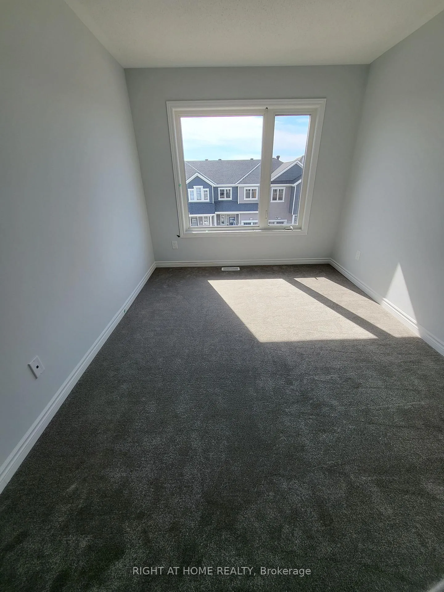 Photo 10 of 514 Rye Grass Way, Ottawa, Barrhaven - Half Moon Bay — HOMEH