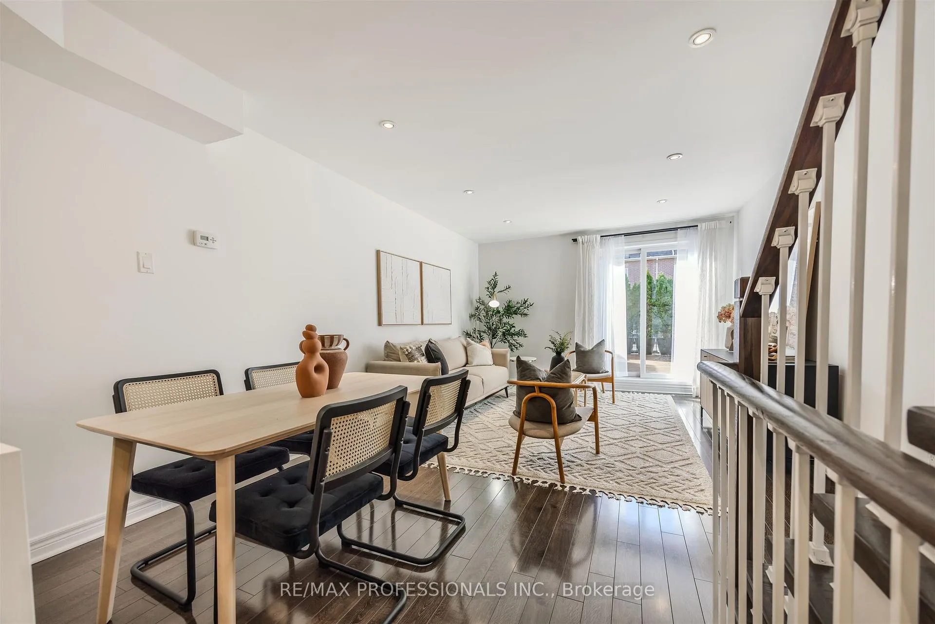 Photo 9 of 760 Rhodes Avenue, Toronto, Greenwood-Coxwell — HOMEH