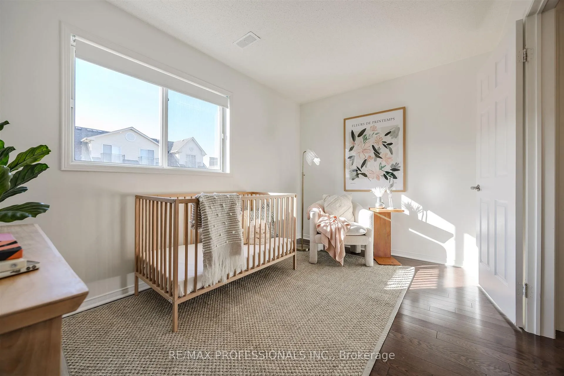Photo 17 of 760 Rhodes Avenue, Toronto, Greenwood-Coxwell — HOMEH
