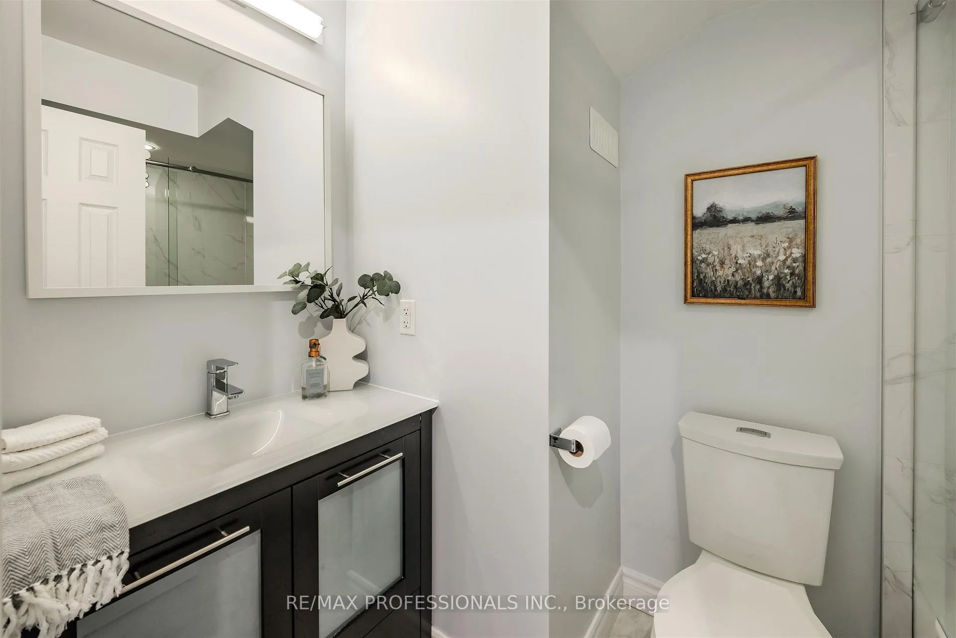 Photo 19 of 760 Rhodes Avenue, Toronto, Greenwood-Coxwell — HOMEH