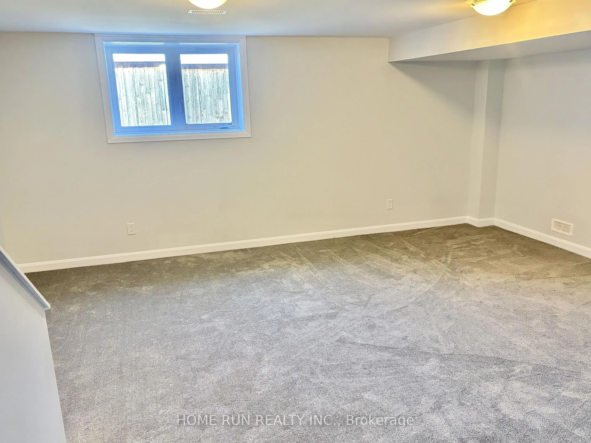 Photo 15 of 111 Teelin Circle, Ottawa, Barrhaven - Half Moon Bay — HOMEH