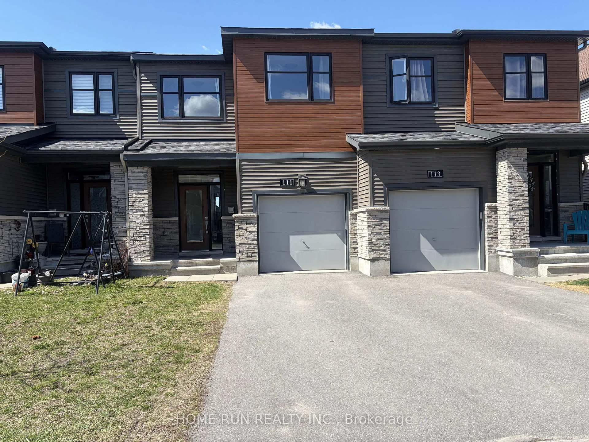 Photo 17 of 111 Teelin Circle, Ottawa, Barrhaven - Half Moon Bay — HOMEH