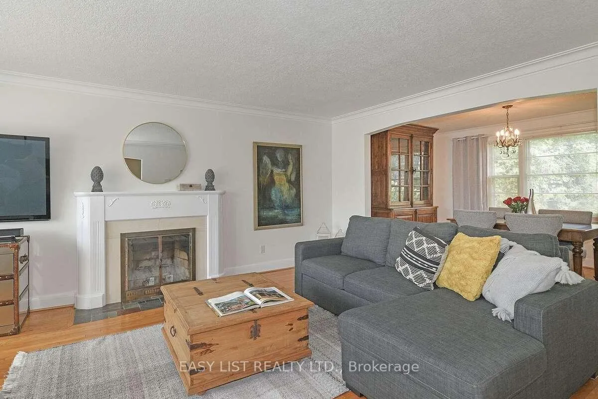 Photo 7 of 83 Eagle Road, Etobicoke, Stonegate-Queensway — HOMEH