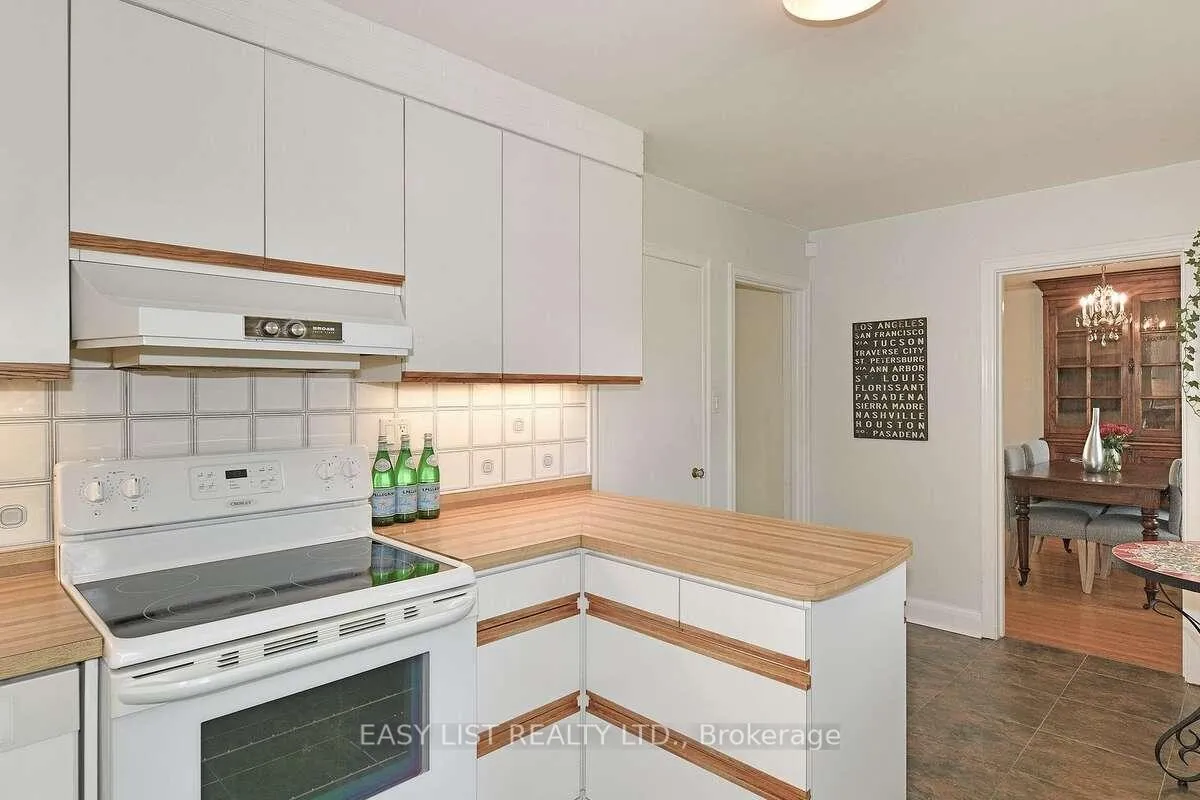 Photo 12 of 83 Eagle Road, Etobicoke, Stonegate-Queensway — HOMEH