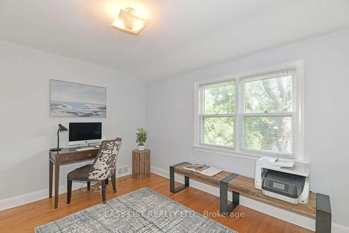 Photo 15 of 83 Eagle Road, Etobicoke, Stonegate-Queensway — HOMEH