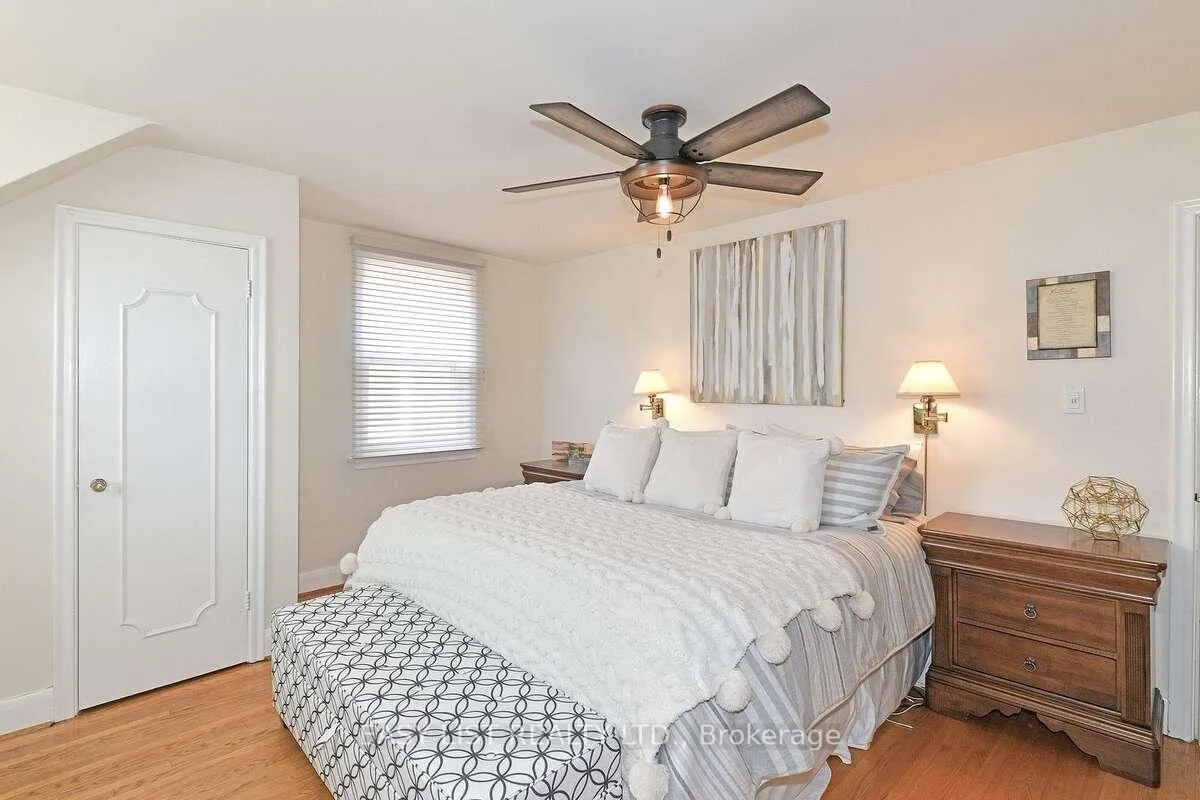 Photo 16 of 83 Eagle Road, Etobicoke, Stonegate-Queensway — HOMEH