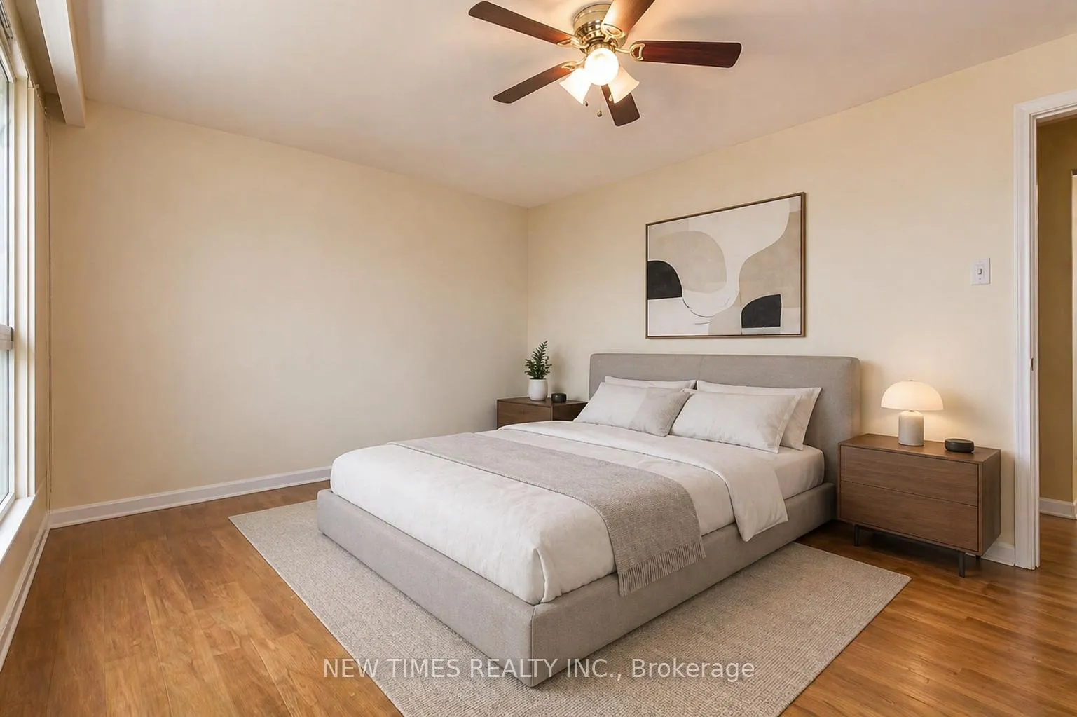 Photo 4 of 52 Lehar Crescent, North York, Hillcrest Village — HOMEH