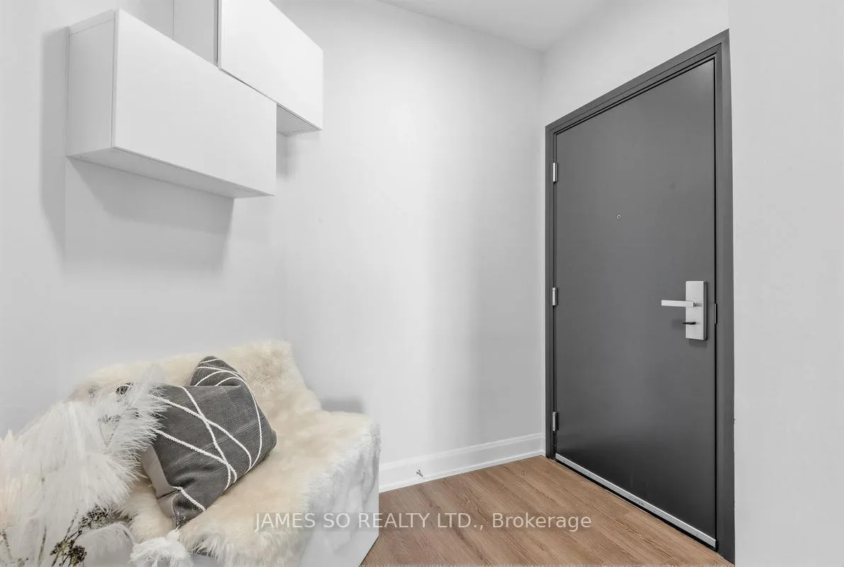 Photo 3 of Unit 1009, 12 Gandhi Lane, Markham, Commerce Valley — HOMEH