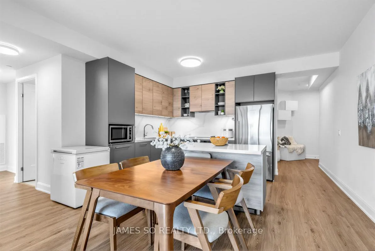 Photo 8 of Unit 1009, 12 Gandhi Lane, Markham, Commerce Valley — HOMEH