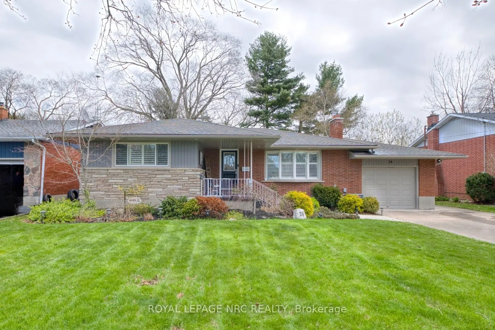 Photo 1 of 24 O`mara Drive, St. Catharines, Grapeview — HOMEH