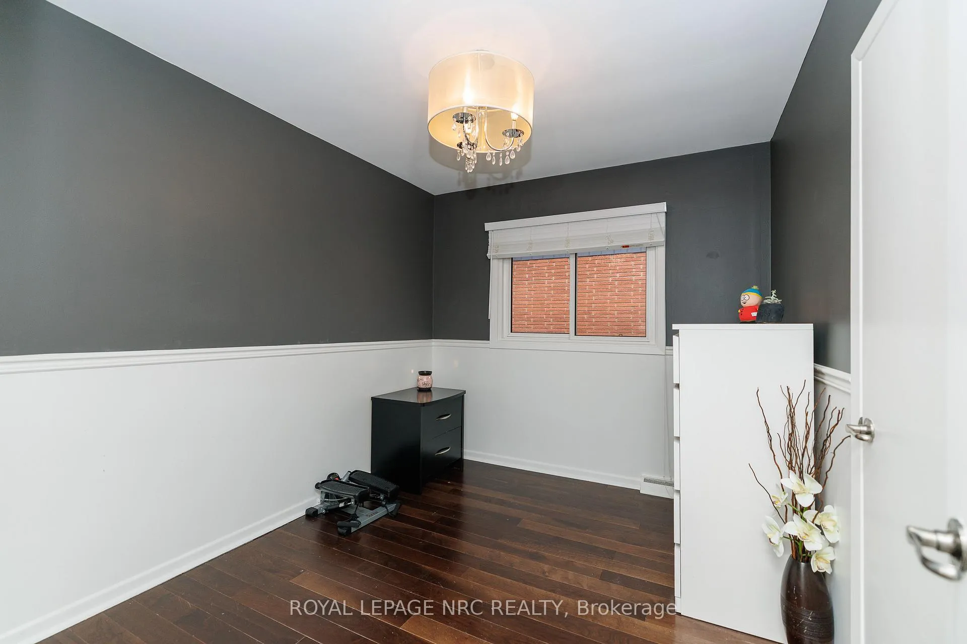 Photo 17 of 24 O`mara Drive, St. Catharines, Grapeview — HOMEH