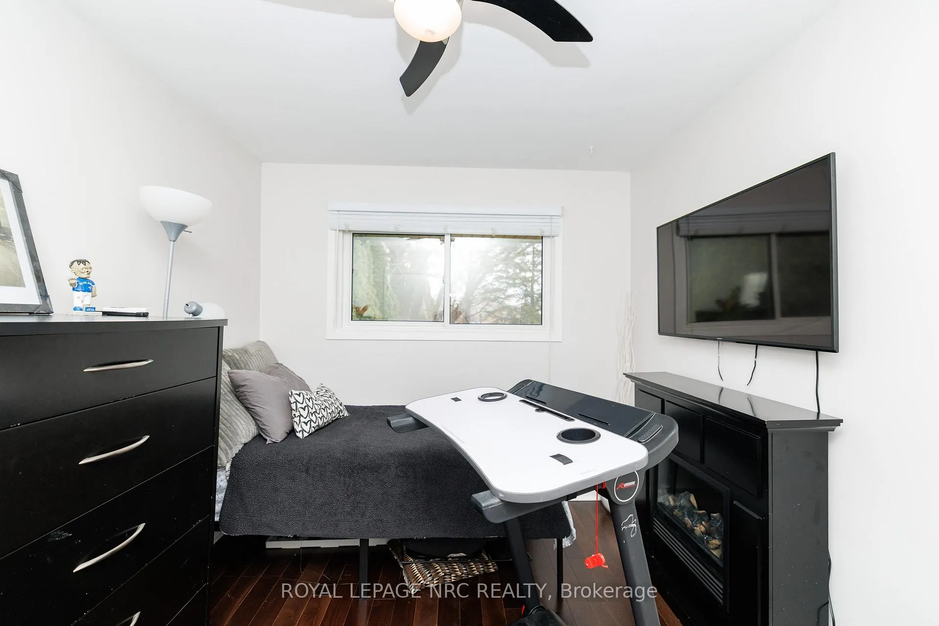 Photo 19 of 24 O`mara Drive, St. Catharines, Grapeview — HOMEH