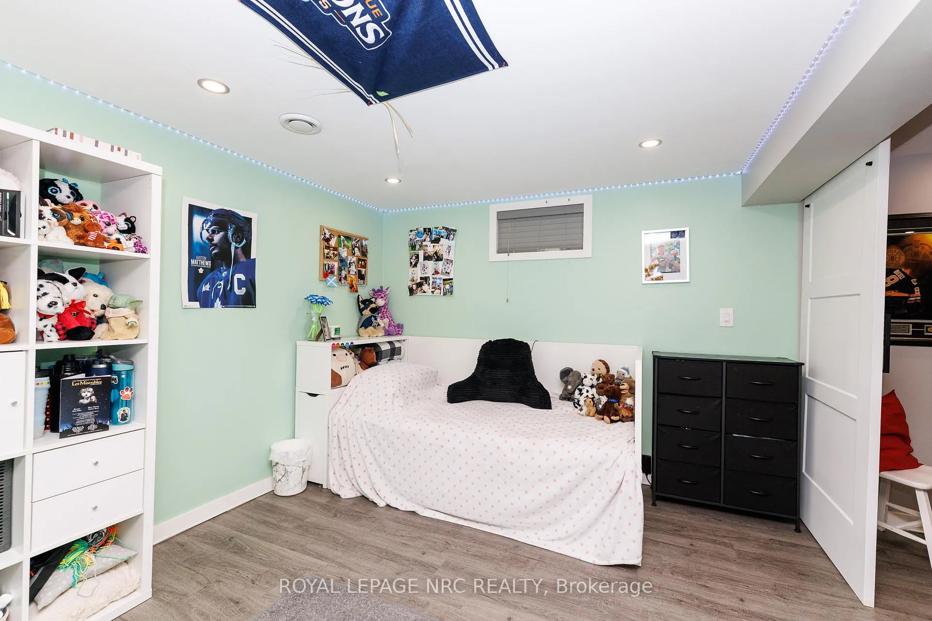 Photo 27 of 24 O`mara Drive, St. Catharines, Grapeview — HOMEH