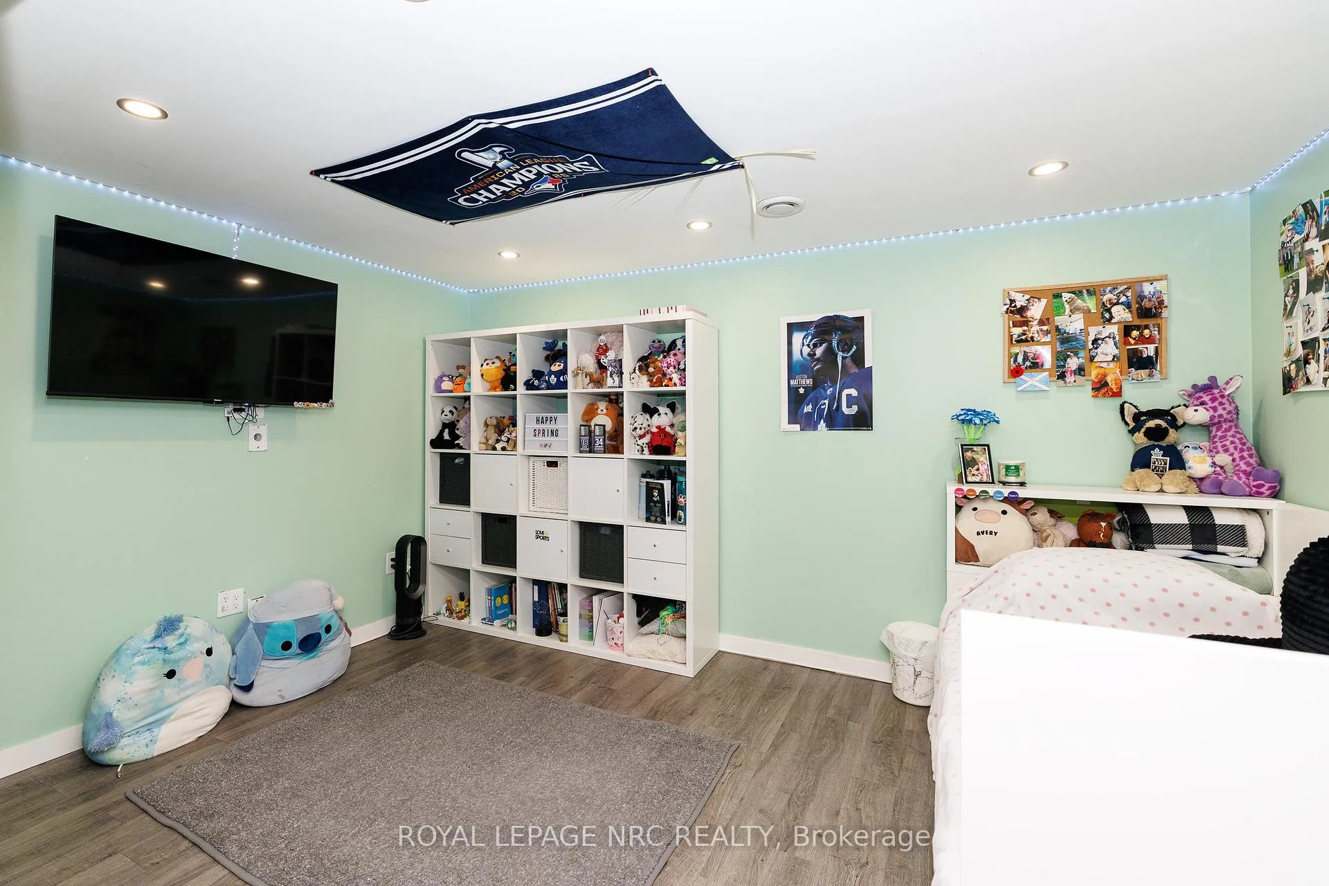 Photo 28 of 24 O`mara Drive, St. Catharines, Grapeview — HOMEH