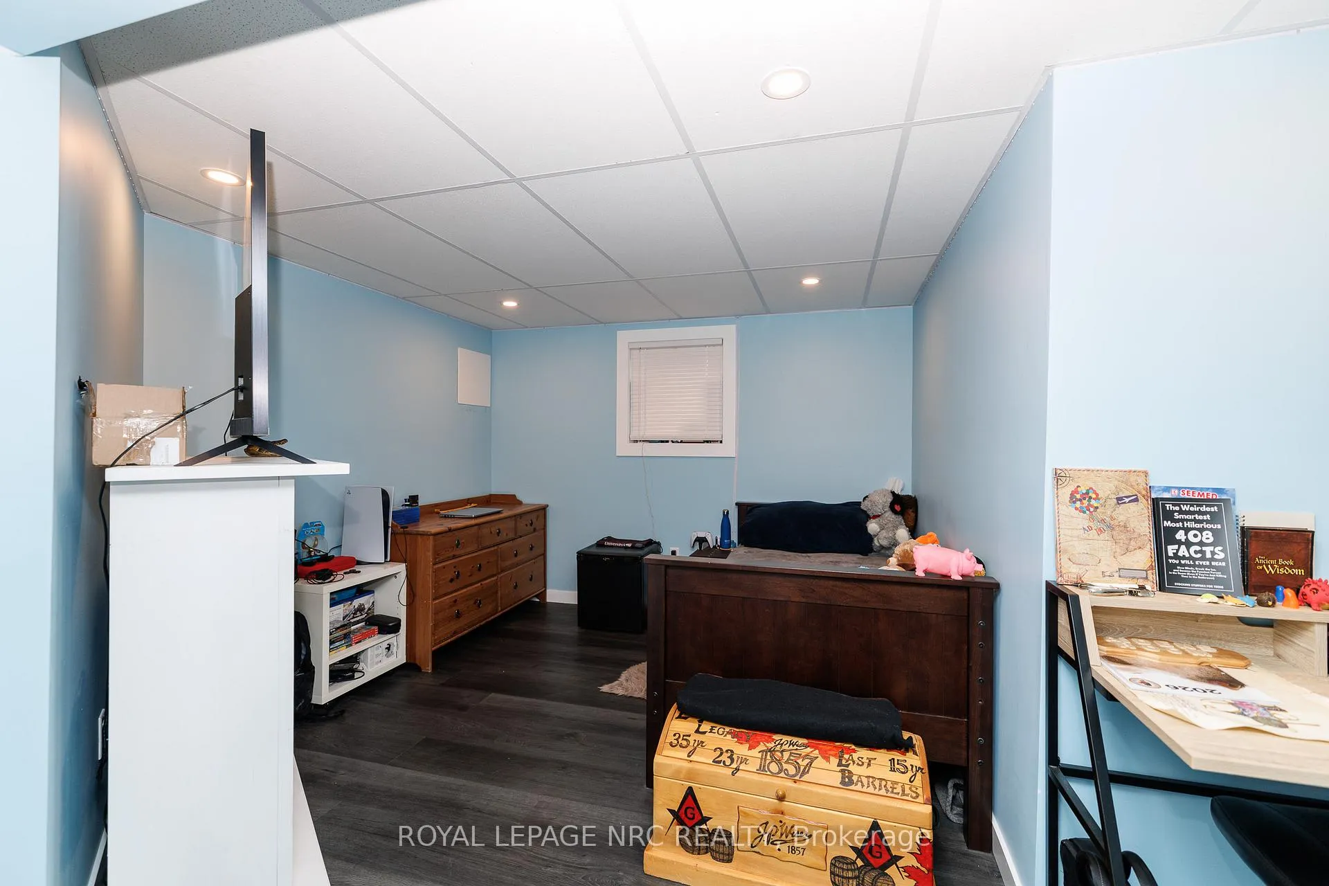 Photo 30 of 24 O`mara Drive, St. Catharines, Grapeview — HOMEH