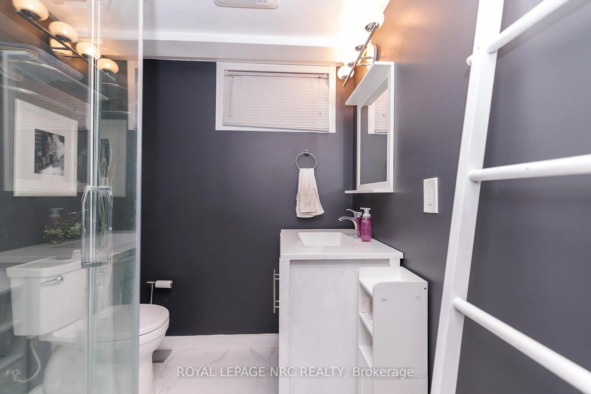 Photo 32 of 24 O`mara Drive, St. Catharines, Grapeview — HOMEH