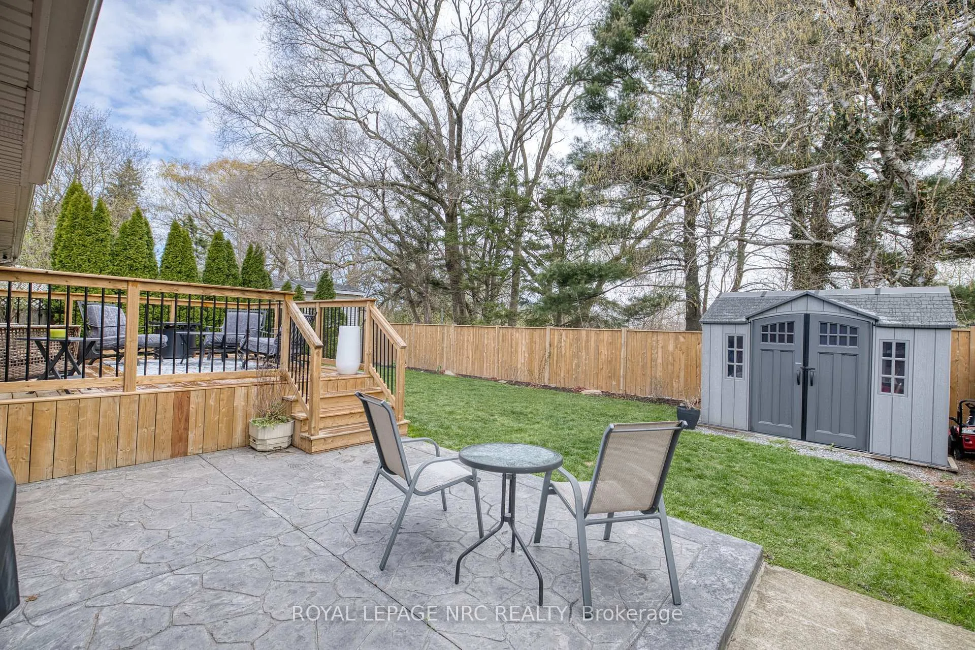 Photo 33 of 24 O`mara Drive, St. Catharines, Grapeview — HOMEH