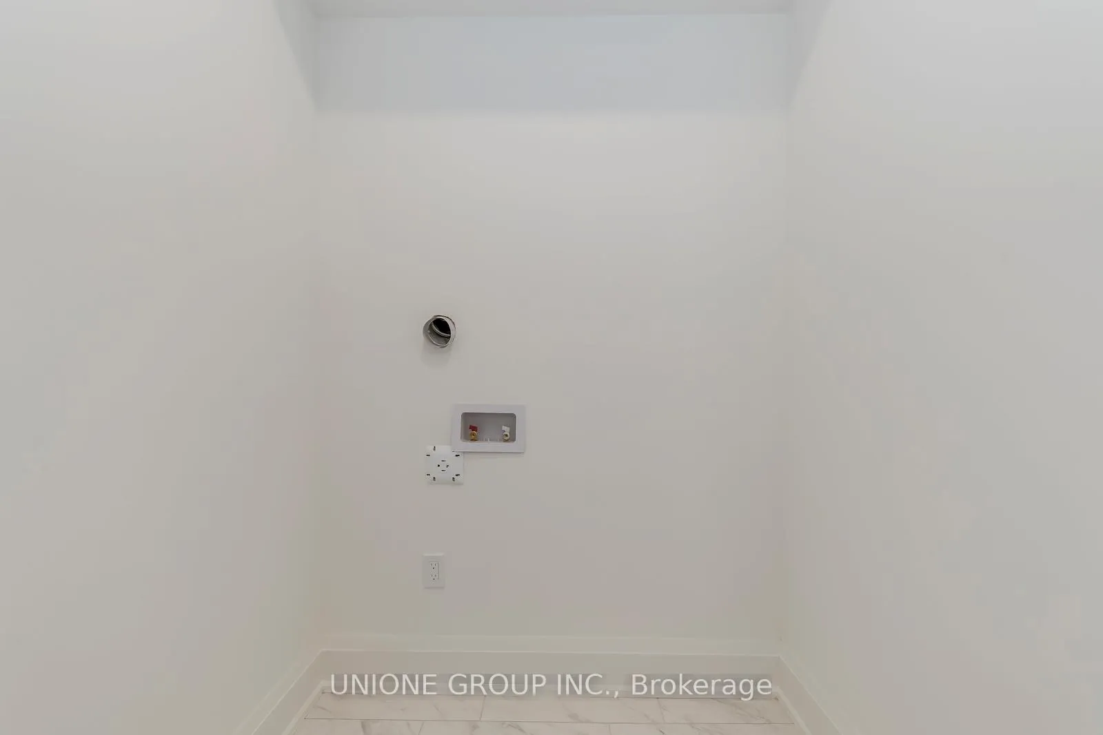 Photo 8 of 3312 Umar Avenue, Oakville, Glenorchy — HOMEH