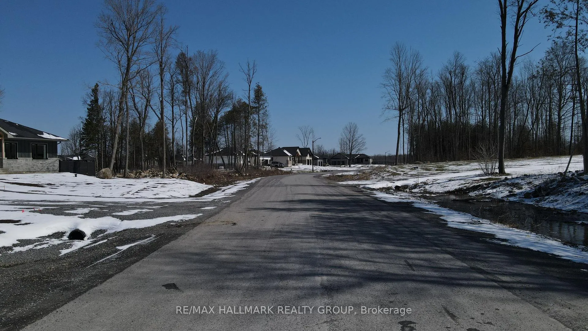 Photo 4 of 1725 Metcalfe Farm Drive, Ottawa, Metcalfe — HOMEH
