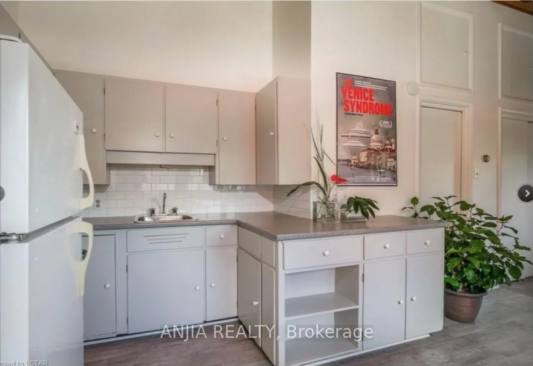Photo 5 of Unit 1, 12 Tower Lane, London, East B — HOMEH